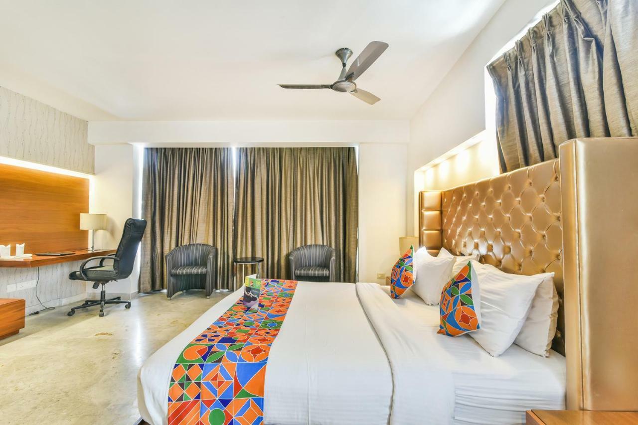 Fabhotel Prime Sage Új-Delhi Kültér fotó