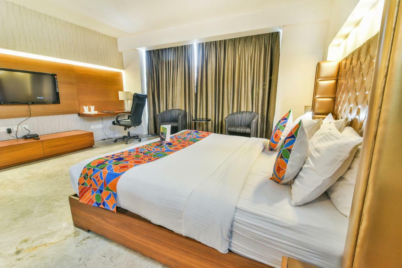 Fabhotel Prime Sage Új-Delhi Kültér fotó